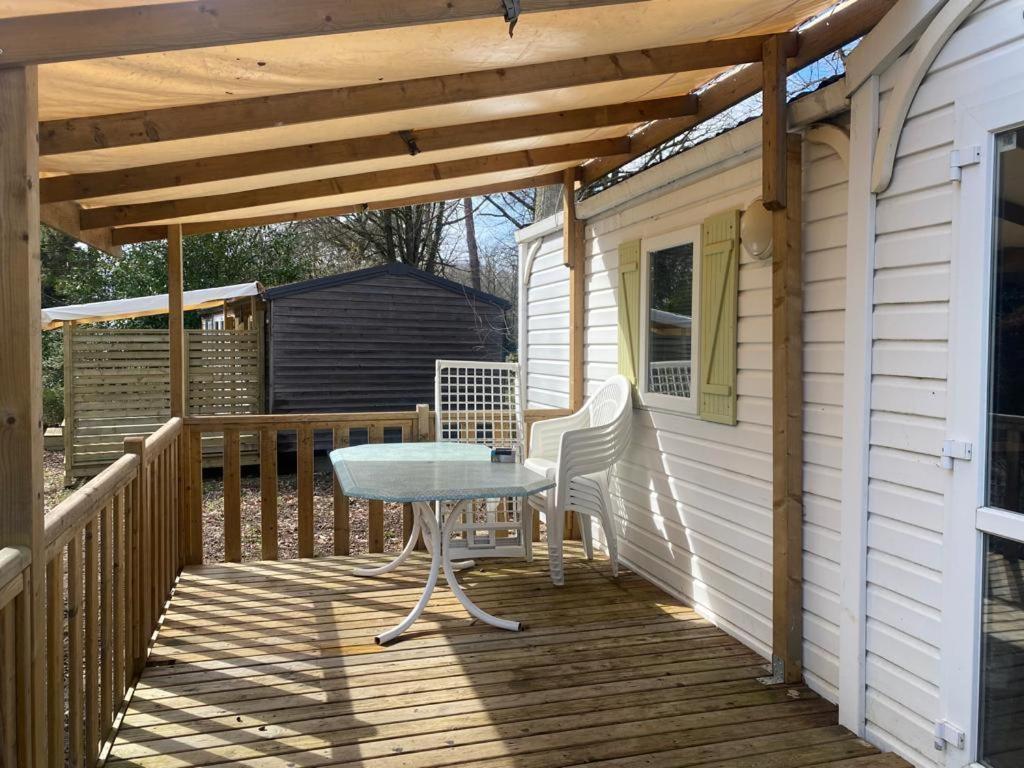 Mobil-Home Au Parc Des Roches Saint-Chéron Extérieur photo